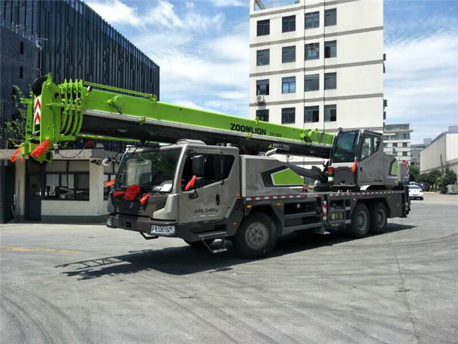 富锦市随车吊师傅告诉你租赁随车吊车如何区分吨位