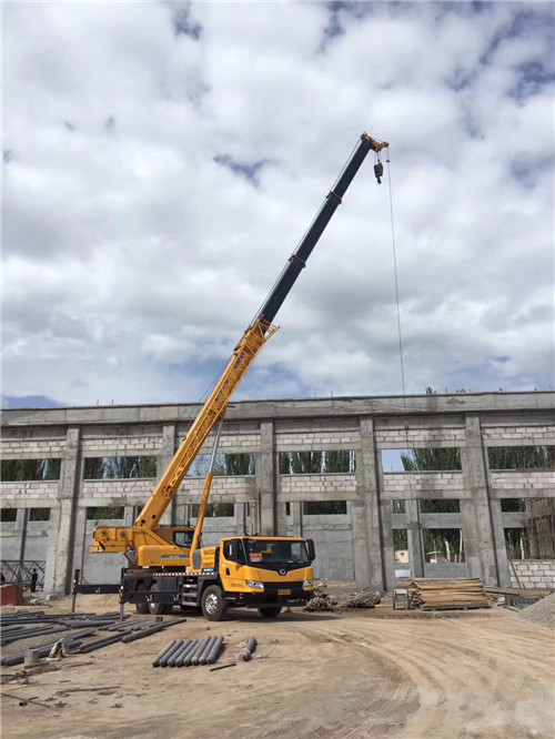富锦市吊装作业前会做设备检查吗？安全保障措施有哪些？