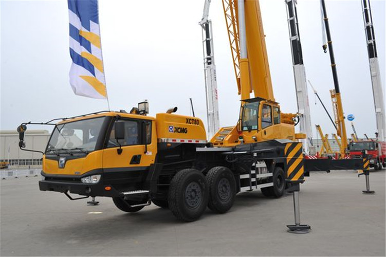 富锦市预约吊车后，多久能上门服务？24 小时应急响应吗？